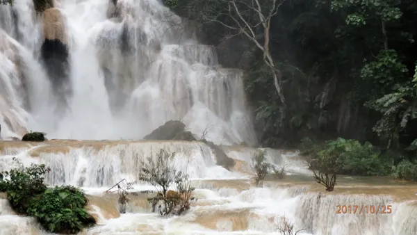 Waterfall photograph 20